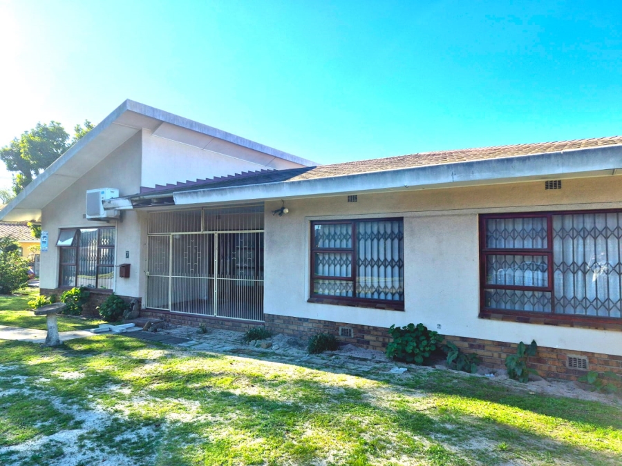 3 Bedroom Property for Sale in Klipdam Western Cape